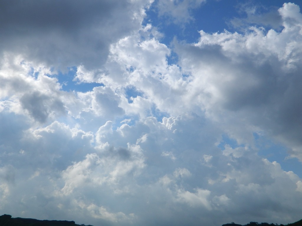 clouds beginning to gather